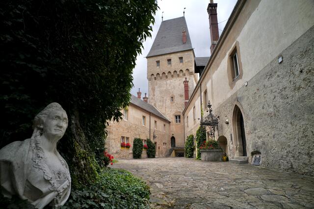 Die Burg Wartenstein im Inneren. | Foto: Santrucek