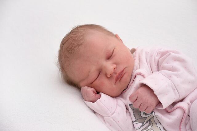 Emilia
Geburt: 21. September 2023
Eltern: Nicole Fras und Daniel Suppersbacher
Bad Gleichenberg
3.390 g, 52 cm | Foto: Baby Smile