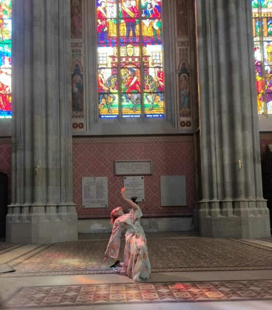 Bibel Pfad Veranstaltung 2023
Chant de Paix, 32acts_breath & fire“ Tanzmeditation in der Wiener Votivkirche 
Tatjana Christelbauer (Tanz)
 | Foto: Tatjana Christelbauer