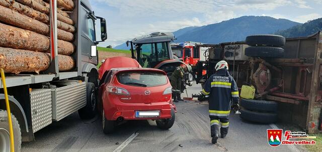 Die Einsatzkräfte beim Einsatzort. | Foto: Freiwillige Feuerwehr Obervellach