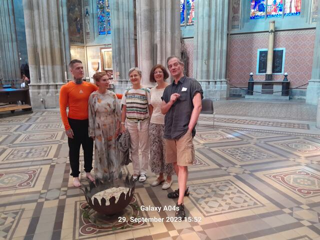 Bibel Pfad Veranstaltung 2023
Chant de Paix, 32acts_breath & fire“ Tanzmeditation in der Wiener Votivkirche  | Foto: Tatjana Christelbauer