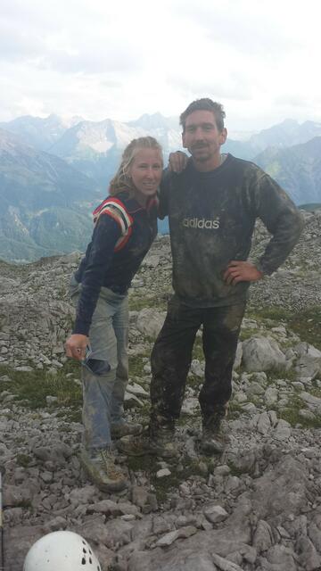 Caroline und Bruder Christian Winklmair teilen die Leidenschaft für Höhlen. | Foto: Andreas Walch