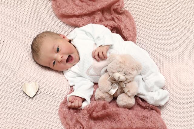 Katharina Kuval, Geboren: 18.09.2023, Eltern: Elisa und Manfred Koval aus Strallegg, Gewicht: 3905 g, Größe: 53 cm | Foto: Fotostudio Semler