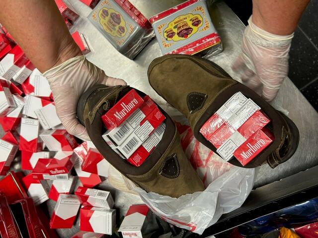 Das Finanzministerium legte am Freitag die Sommerbilanz der Zollbehörde offen, wobei ein Großteil der Waren am Flughafen Wien aufgegriffen und aus dem Verkehr gezogen wurde. | Foto: BMF