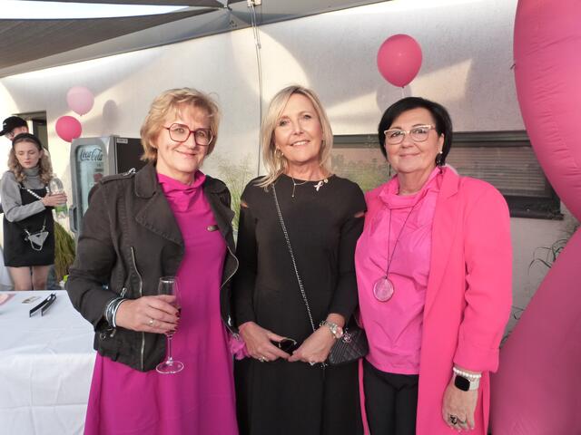 Clubbing zugunsten Pink Ribbon in Lutzmannsburg zog zahlreiche Gäste an, um die lebensrettende Initiativen Pink Ribbon zu unterstützen.