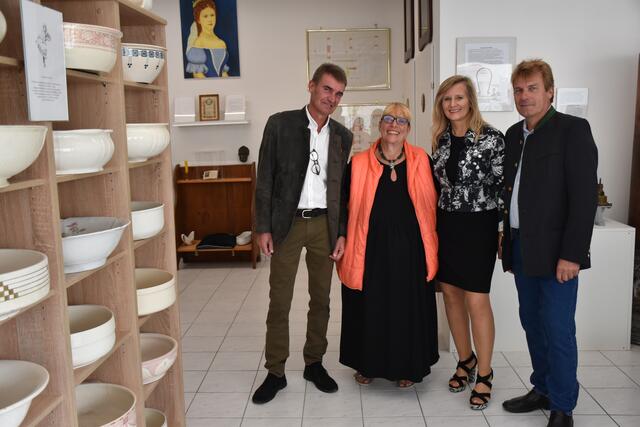 Klaus (l.) und Gottfried Roiko (r.) mit Manuela Kittler und Dorli Krainer (2.v.l.) | Foto: Waltraud Fischer