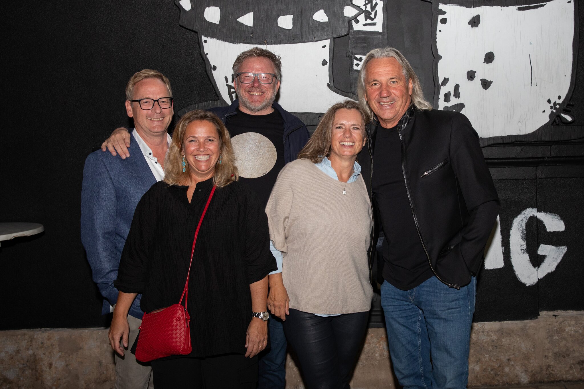 Neu-artige-Galerie-in-der-Alpenstadt-er-ffnet