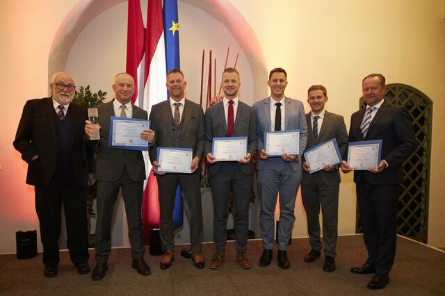 Stolze Ermittler: Die Preisträger des Awards | Foto: Die Kriminalisten/Germadnik