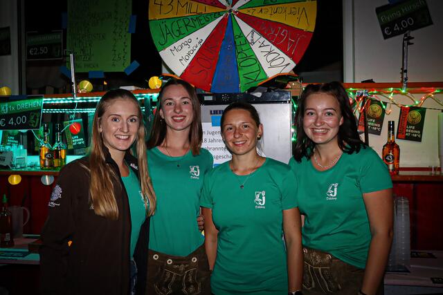 Julia, Melanie, Daniela und Hannah | Foto: Angelika Trzcinska