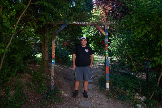 Das Tor ins Huskyland in Wenzersdorf, in der Großgemeinde Gnadendorf. | Foto: Regina Courtier