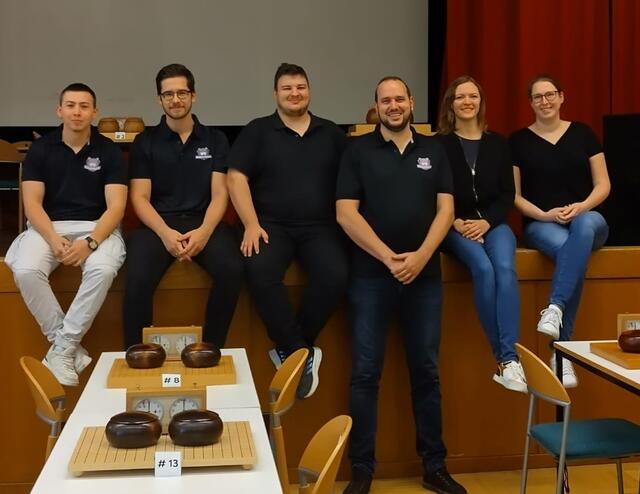 Das Team im Hintergrund | Foto: Denk- und E-Sport Klub Hungry Hippos