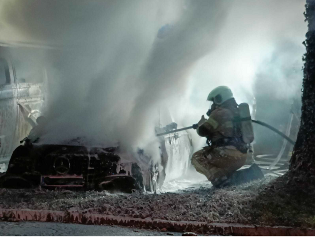 Fahrzeugbrand in Eugendorf | Foto: FF Eugendorf