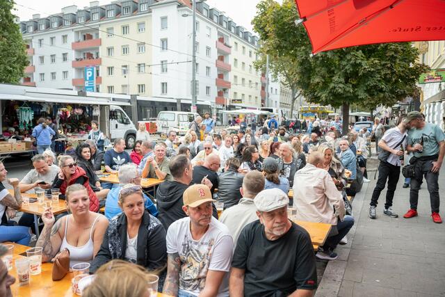 Das Simmeringer Straßenfest vom 7. Oktober 2023. | Foto: Rene Brunhölzl/RMW