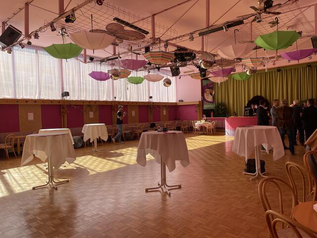 Der große Saal in Babsis Tanzschule. | Foto: Angelika Kern