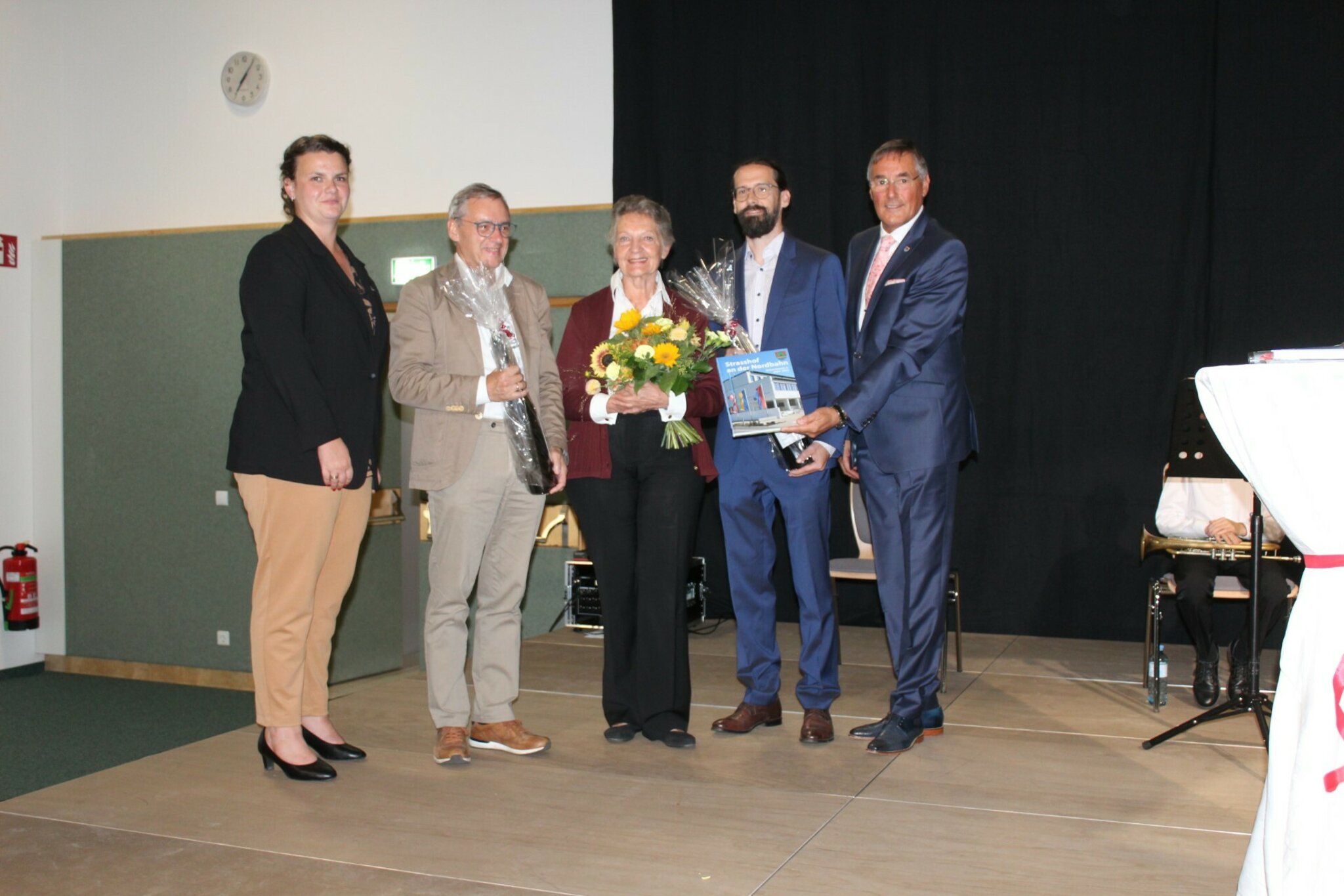 Strasshof Der zweite Teil der Bilderchronik wurde präsentiert