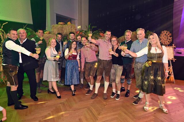 Stürmische Zeiten in der Bettfedernfabrik: Oberwaltersdorf feierte das Sturmfest | Foto: S. Pohl