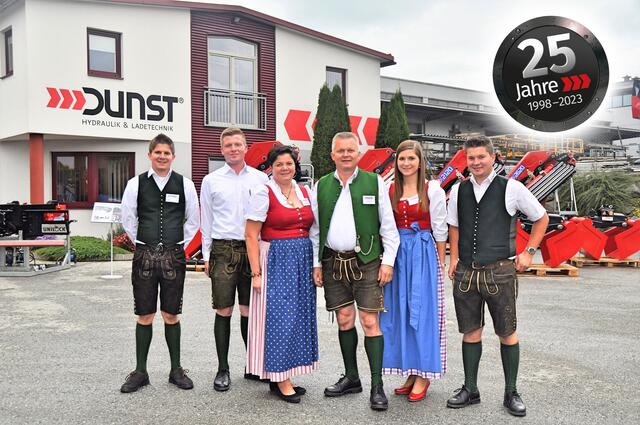 Als Familie österreichweit erfolgreich: Josef Dunst jun., Thomas, Annemarie, Josef Dunst sen., Theresa Dunst-Pichlhöfer, Hannes Dunst (v.l.) | Foto: Dunst