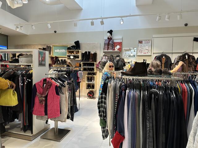 In Wels hat der Volkshilfe Revital-Concept-Store im Welas Park mit einer großen Modenschau eröffnet. | Foto: BRS
