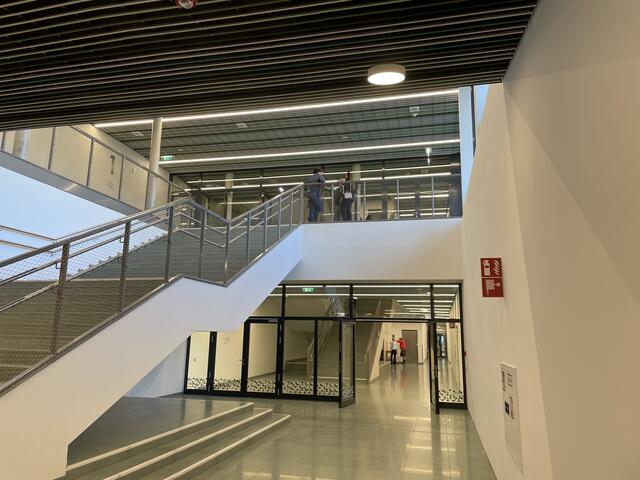 Großzügige Räume machen den Bildungscampus zum modernsten seiner Art. | Foto: Fabian Franz