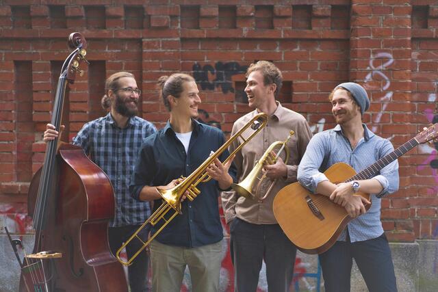 Tobias Steinrück, Johannes Fruhwirth, Bernhard Potzmann und Johannes Guntschnig mischen Volksmusik und Jazz | Foto: privat