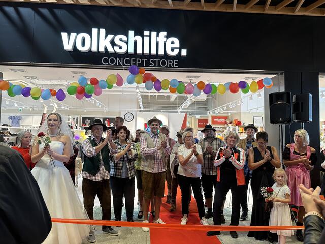 In Wels hat der Volkshilfe Revital-Concept-Store im Welas Park mit einer großen Modenschau eröffnet. | Foto: BRS