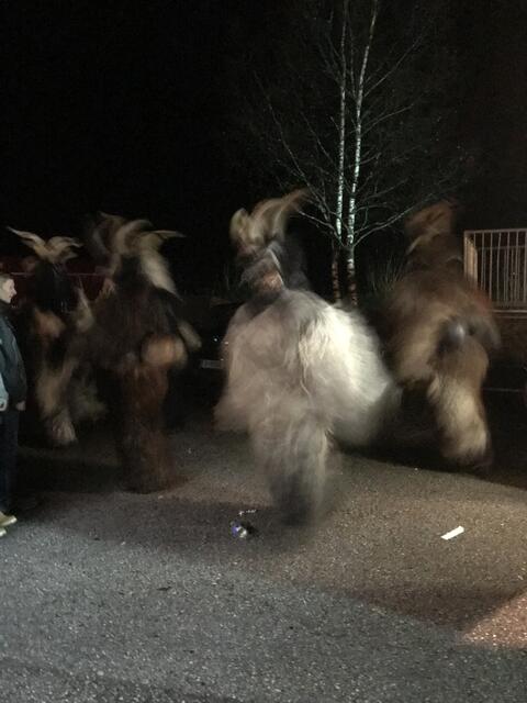 Der Gasteiner Krampuskränzchen-Kalender 2023 ist da. | Foto: Sabine Bramberger