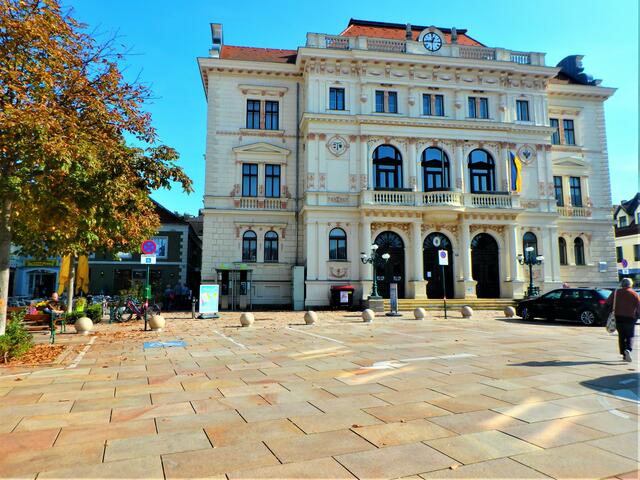 Statt dem alten Amtshaus wurde 1891 die Bezirkshauptmannschaft errichtet. | Foto: Stadtgemeinde Tulln