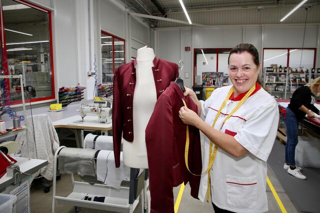 Werkmeisterin Textil Michaela Lassenberger hat bei ABC ihre Berufung gefunden. | Foto: MeinBezirk.at