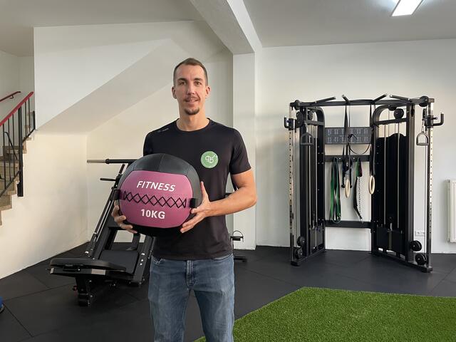 Florian Spendier eröffnete seine Praxis für Physiotherapie und Sportwissenschaft in St. Veit. | Foto: RegionalMedien