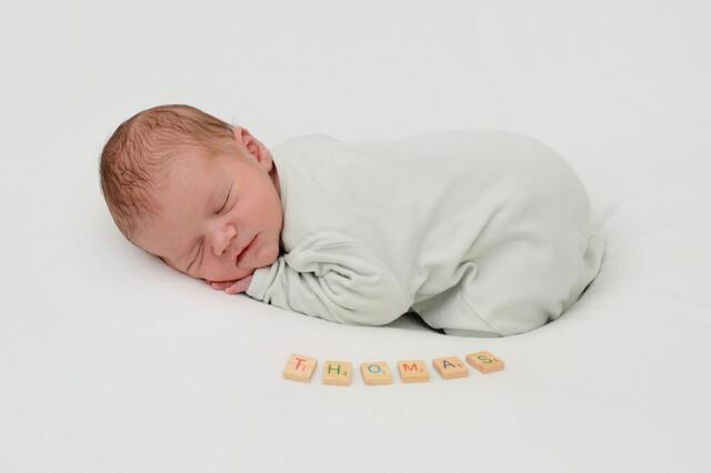 Thomas
Geburtsdatum: 1.9.2023,
Gewicht: 3655 g, Größe: 54 cm
Eltern: Alice und Thomas Poglonik
aus Bad Schwanberg | Foto: babysmile