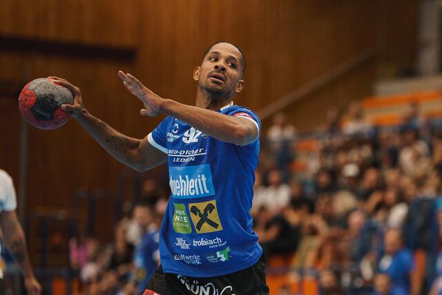 Raul Santos will mit den BT Füchsen den nächsten Sieg einfahren. | Foto: GEPA Pictures