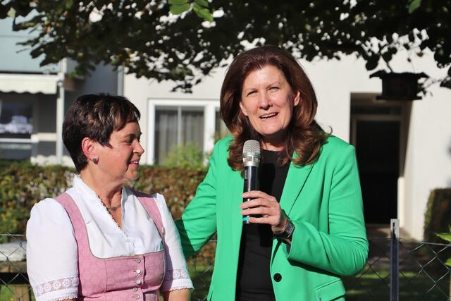 Bgm. Waltraud Walch und Klubobfrau Barbara Riener | Foto: Edith Ertl