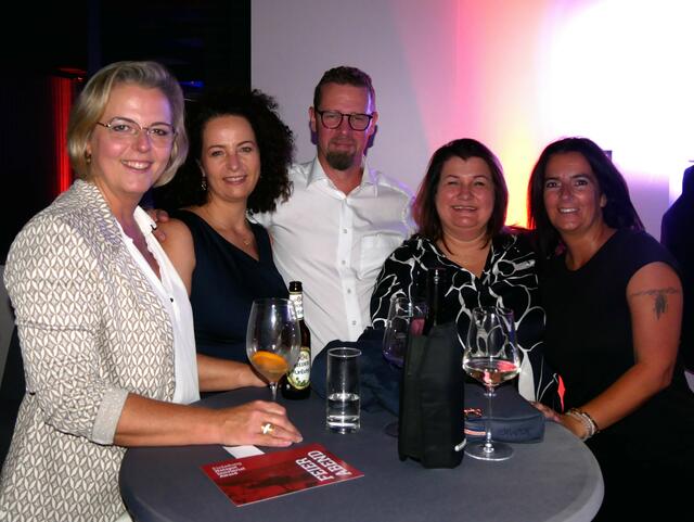 Alexandra, Tanja, Rainer, Irmgard und Michaela kamen mit großer Vorfreude. | Foto: LAURA PUTZ