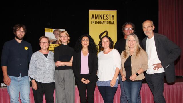 Bernhard Morawetz, Margarete Staudinger, Katharina Wagner, Shoura Zehetner-Hashemi, Gertraud Lettner, Christian Purer, Maria Lametschwandtner, Franz Staudinger (v.l.). | Foto: Staudinger