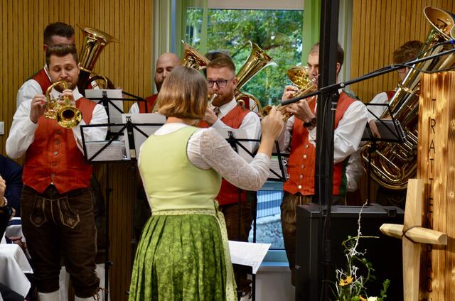 Musikalische Umrahmung vom Musikverein Trattenbach  | Foto: Elisabeth Peinsipp
