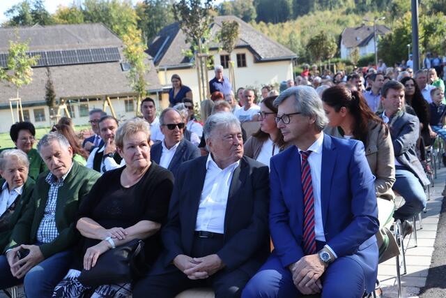 BH Andreas Weitlaner  (re) im Gespräch mit Bgm. a.D. Erich Gogg.  | Foto: Edith Ertl