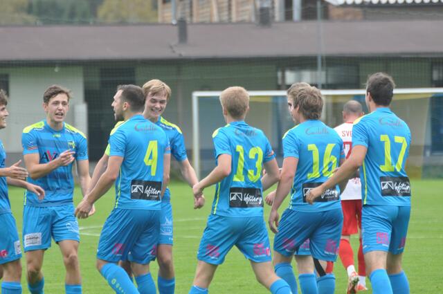 Freude über den Führungstreffer bei den Pillerseetalern. | Foto: Kogler
