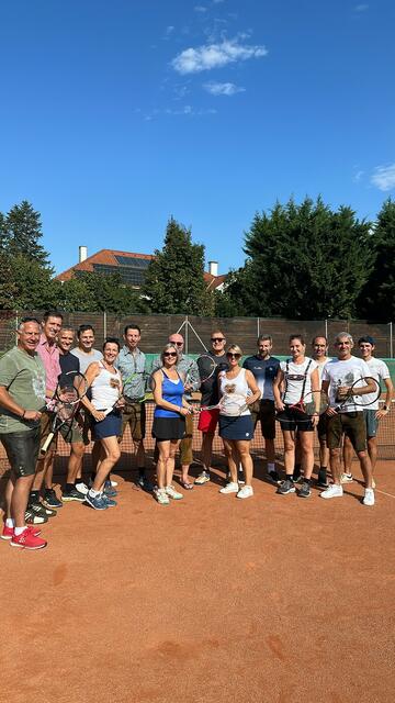 Bei herrlichem Wetter fand das Oktoberfestdoppel des ASKÖ TC Mattersburg statt. 