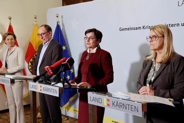 vl.: Martina Rüscher, BM Johannes Rauch, Beate Prettner, Ulrike Königsberger-Ludwig
 | Foto: LPD Kärnten/Wajand
