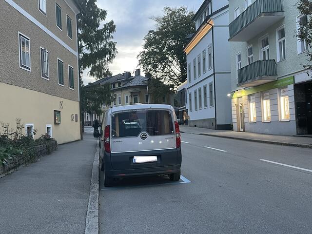 Standort: In der Götzstraße gegenüber Gigasport. Achtung: Hier sind nur 30 km/h erlaubt!