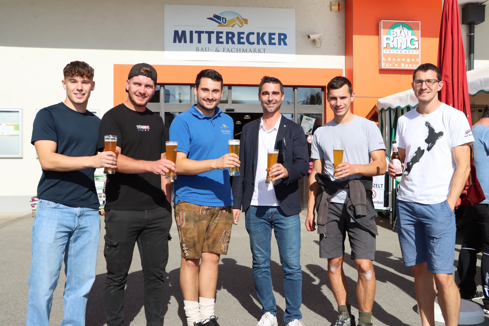 Zell an der Pram Oktoberfestgaudi bei Mitterecker Bau & Fachmarkt