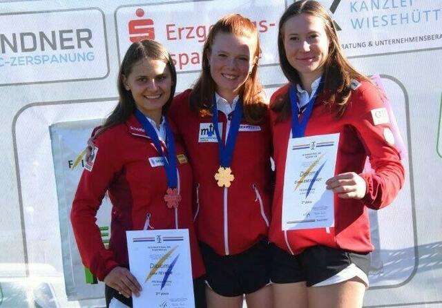 Die Top 3 in der Junioren-Gesamtwertung: Lara Teynor, Tina Hetfleisch und Emma Eberhardt | Foto: Robert Hetfleisch