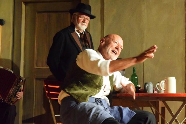 Theater Niederndorf 2023 - Die Rose der Sebi. | Foto: Schwaighofer