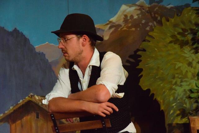 Theater Niederndorf 2023 - Die Rose der Sebi. | Foto: Schwaighofer