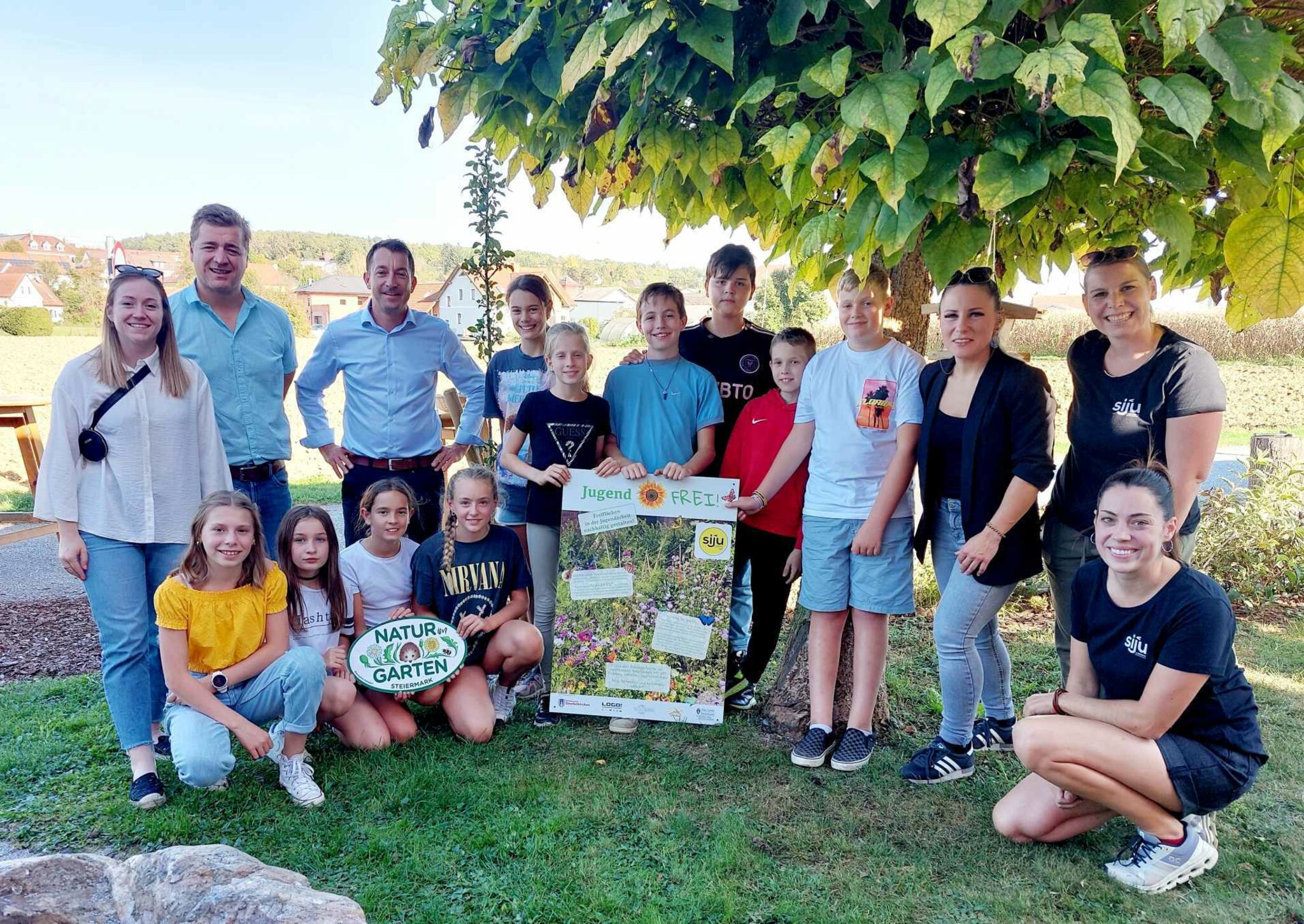 Jugend frei SiJu Jugendraum Sinabelkirchen erhält Natur im Garten