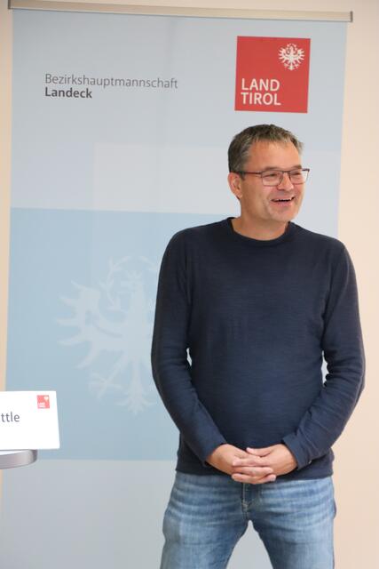 regioL Geschäftsführer Gerald Jochum bedankt sich. | Foto: Celina Leitner