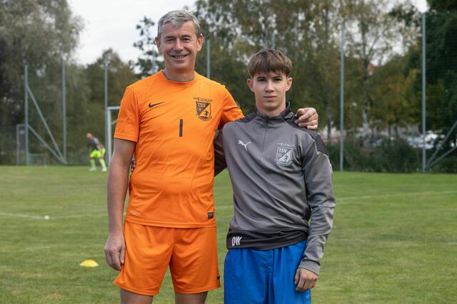 Der 53-jährige Thomas Wallner mit seinem Sohn David.  | Foto: Wallner