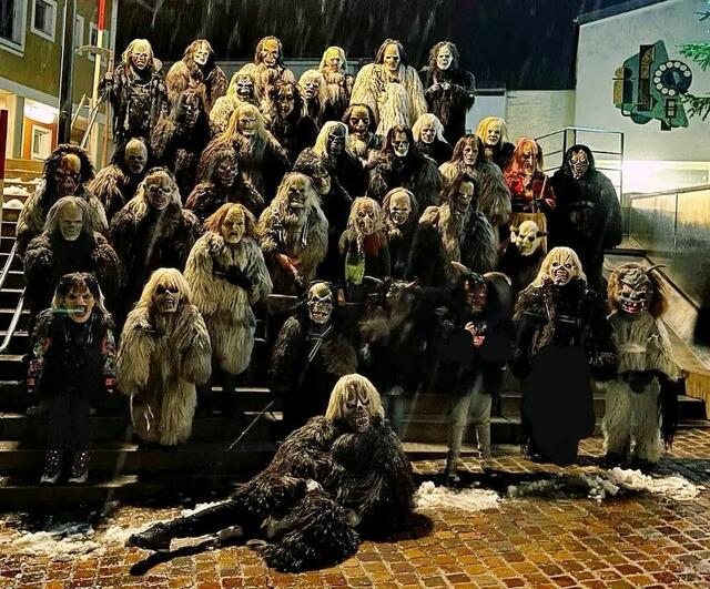 Am 11. November laden die Reißkofelteufel zur Out-of-Fire-Party. Karten sind bei allen Mitgliedern, in der Trafik Greifenburg und in den Filialen der Raiffeisenbank Oberdrautal – Weißensee erhältlich. | Foto: Privat