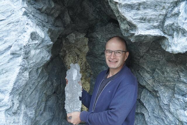 Andreas Steiner machte es sich zum Beruf, Mineralien und Kristalle zu suchen. | Foto: Magdalena Pfeffer