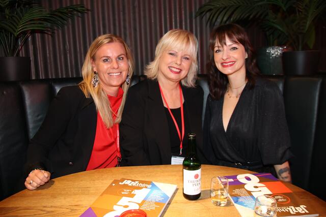 Anna Piller-Wolf, Brigitte und Tina Hirschegger (v. l.).